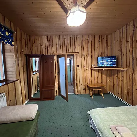 U Yaroslava Hotel *