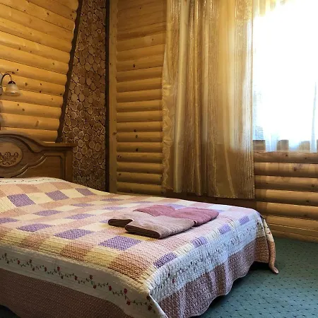 Hotel U Yaroslava *