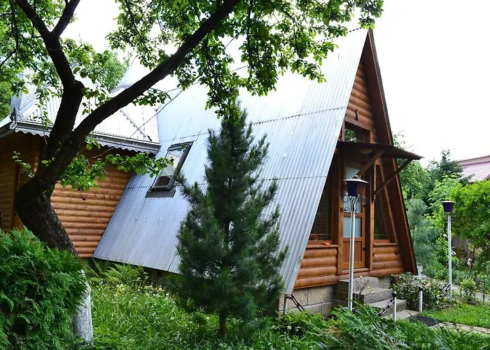Hotel U Yaroslava *